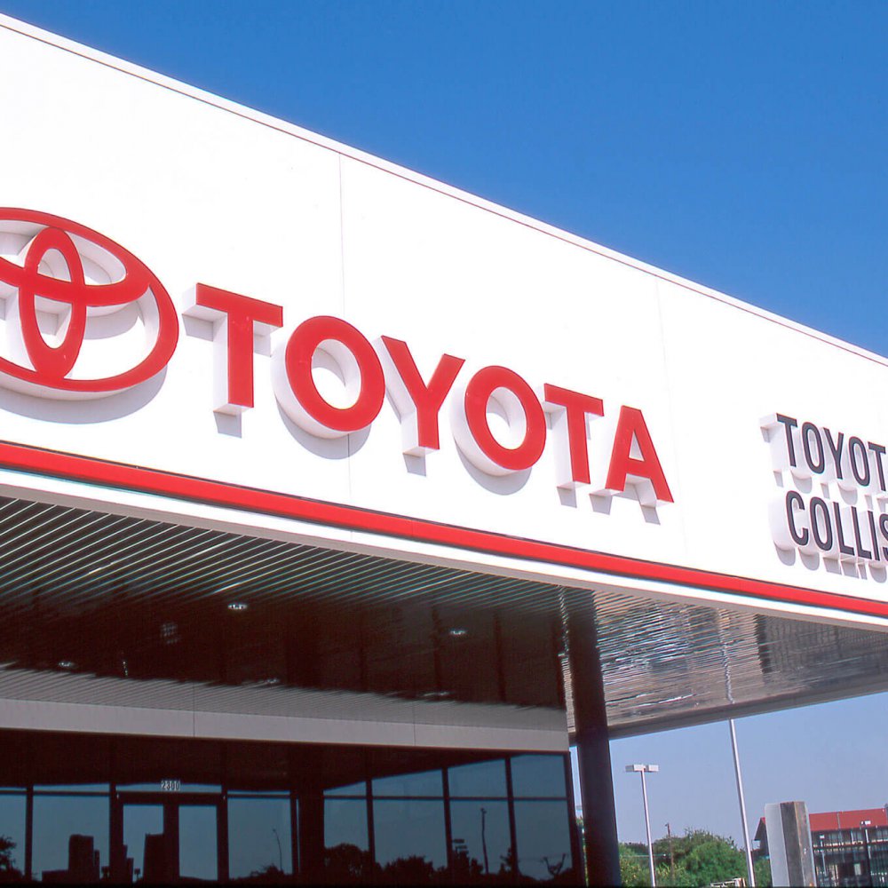 toyota_collision_center_construction_builder